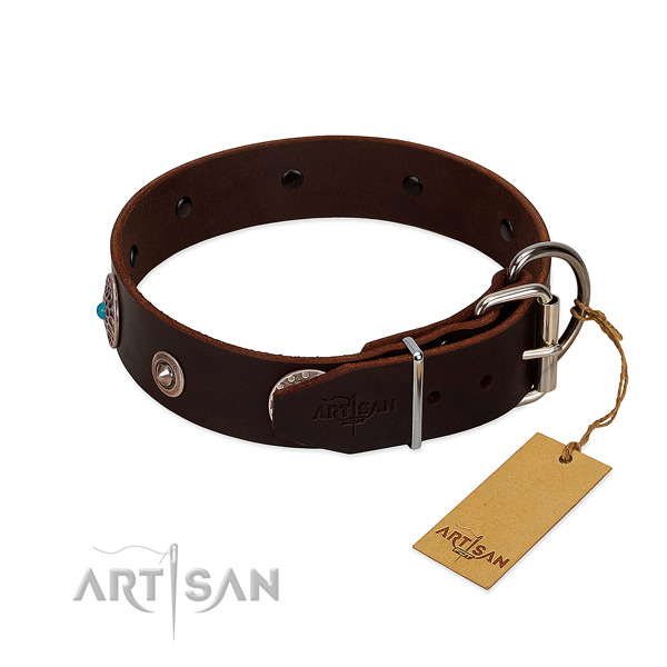 Stylish design full grain genuine leather dog collar with corrosion proof decorations