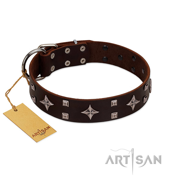 Inimitable full grain genuine leather collar for your doggie everyday walking