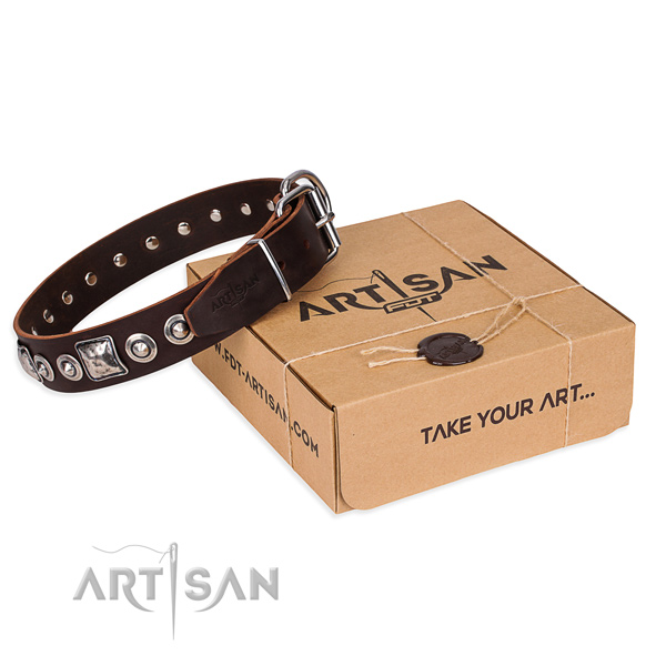 Natural genuine leather dog collar made of flexible material with rust-proof buckle