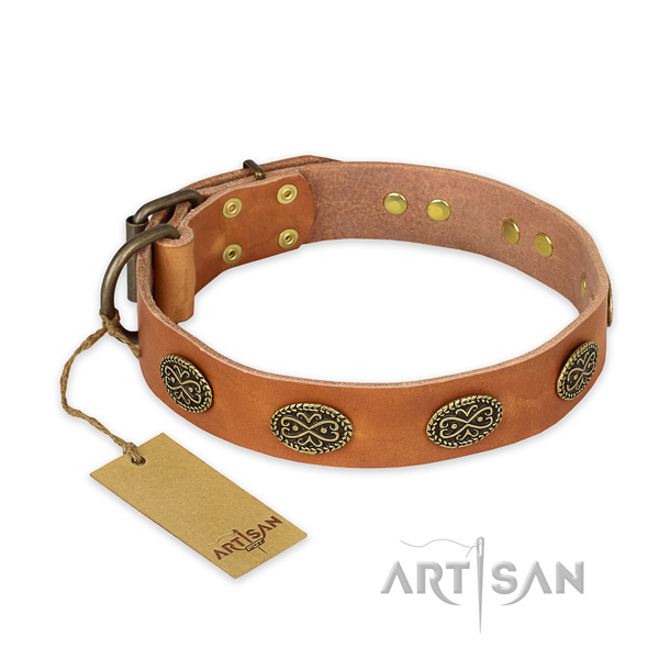Top notch natural genuine leather dog collar with corrosion proof buckle